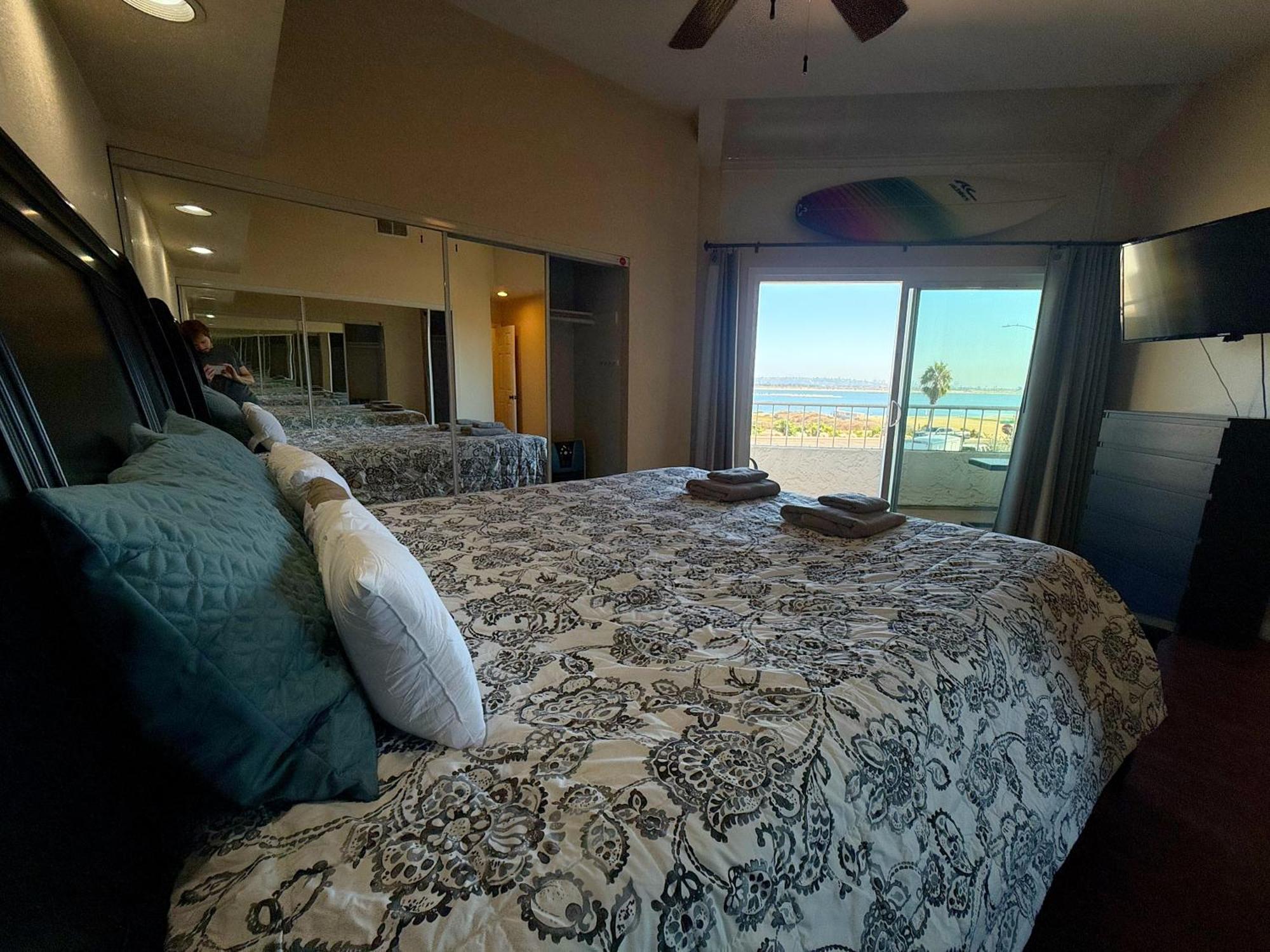 Panoramic View Bayfront Gem 3br San Diego