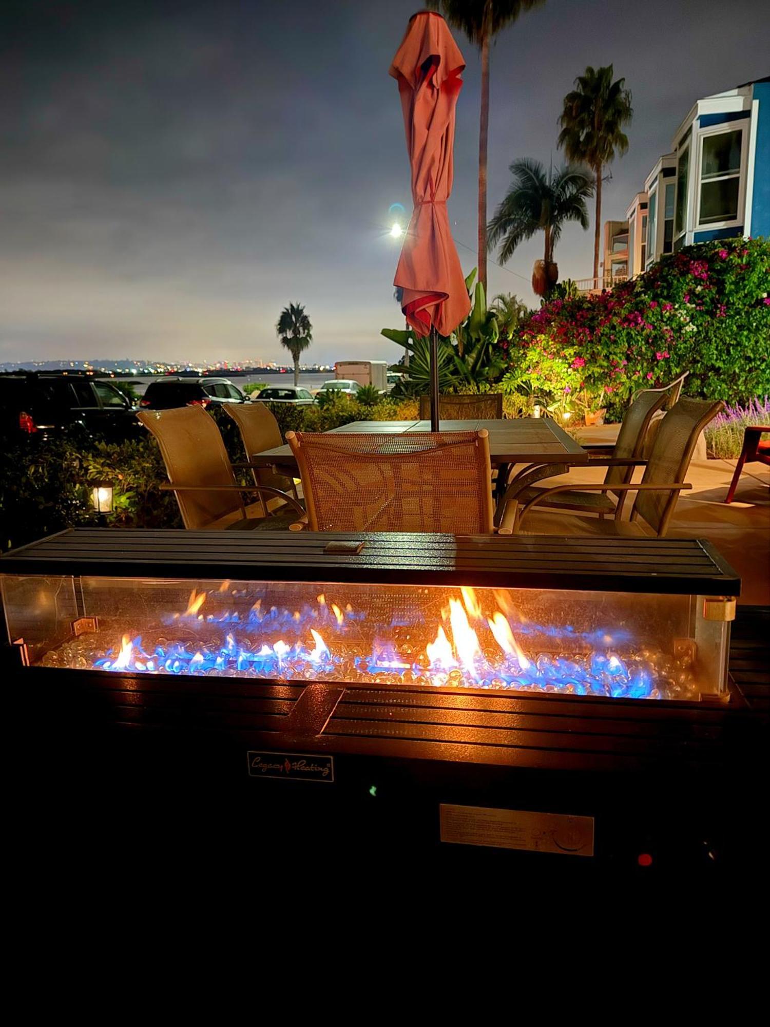 Panoramic View Bayfront Gem 3br Holiday home *